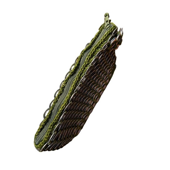 Neide Ambrósio Pretinha Clutch Army Green Silver Pop Tabs Wristlet - Picture 3 of 5